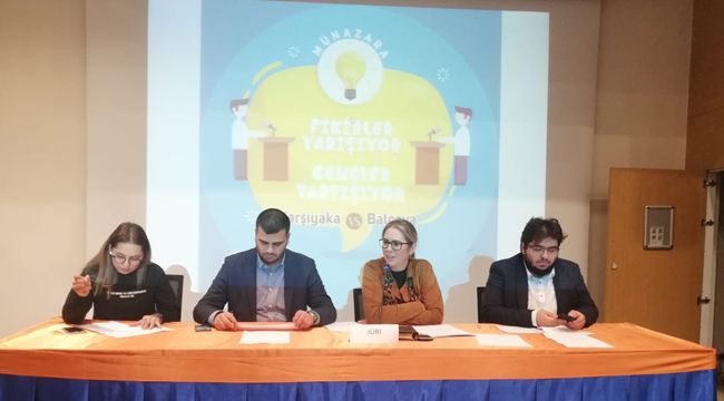 FİKİRLER YARIŞIYOR, AK GENÇLER TARTIŞIYOR