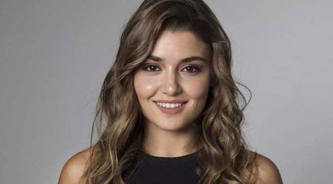 Hande Erçel'den çocuklara yardım eli