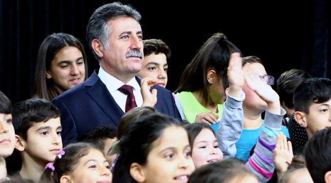 HAYALLERİNİ RESMETTİLER
