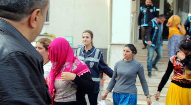 İkametlerden hırsızlık yapan kadınlar yakalandı
