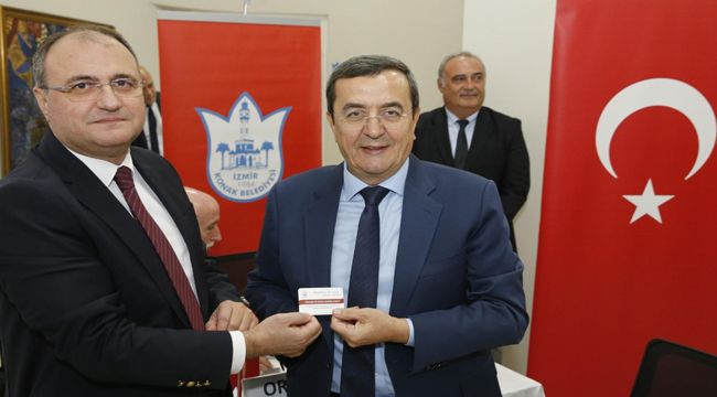 İLK BAĞIŞ BAŞKAN BATUR'DAN