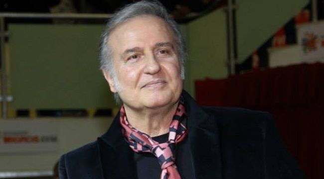 İLK KONSERDE KRAL SÜRPRİZ