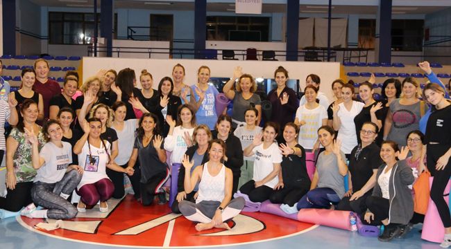KADINLARDAN PLATESE YOĞUN İLGİ