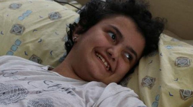 Kök hücre tedavisi bekleyen Medine hayatını kaybetti