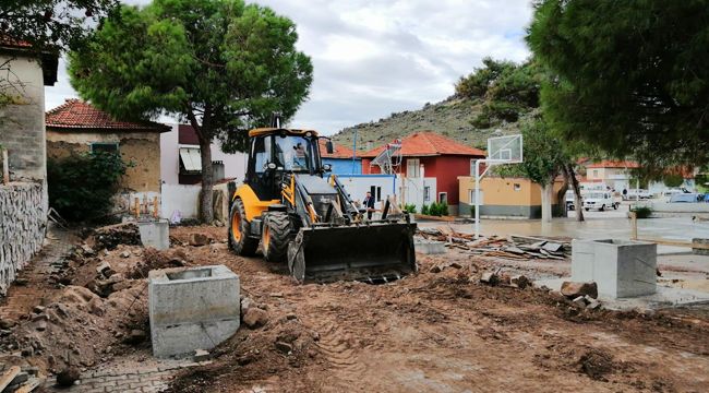 'EĞİTİMDEN HERKES EŞİT YARARLANSIN'