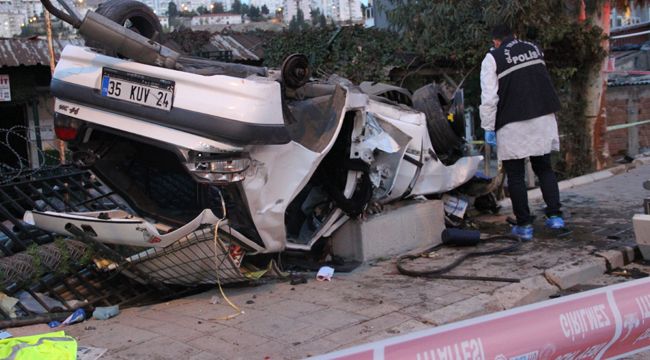 OTOMOBİL TAKLA ATTI: 2 ÖLÜ