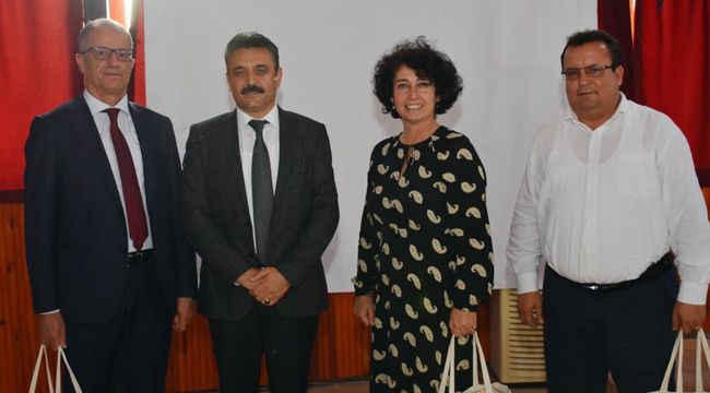 SOYER: İZMİR TÜRKİYE'YE ÖRNEK
