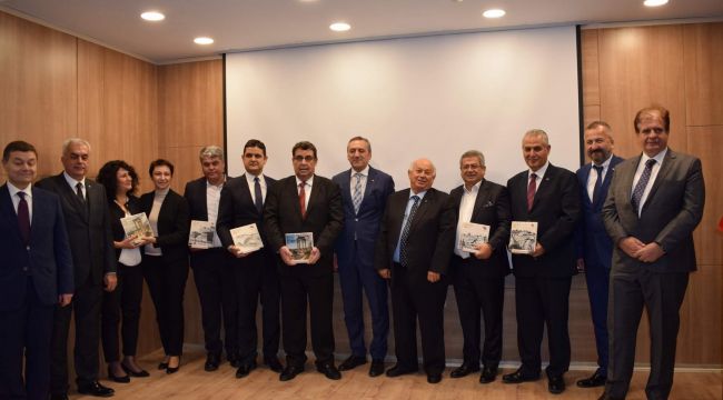ÖNEMLİ İSİMLERİ BULUŞTURDU