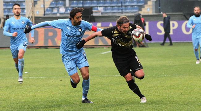Altay bir siyah bir beyaz