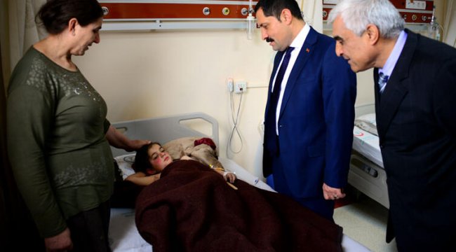 Ardahan’da toprak evin tavanı çöktü
