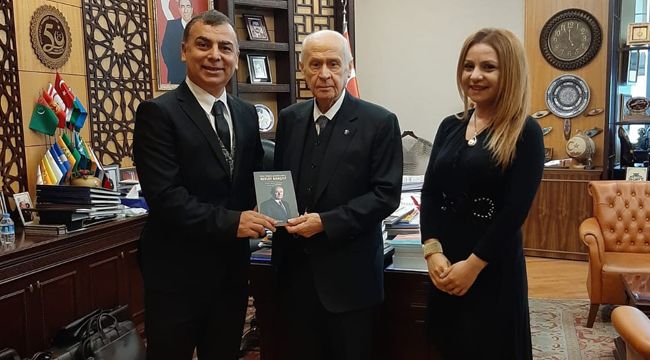 BAHÇELİ'NİN KİTABINI YAZDILAR