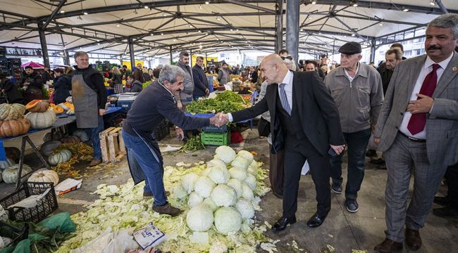 BAŞKAN SOYER SORUNLARI YERİNDE DİNLİYOR