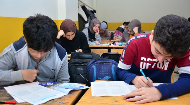 BELEDİYEDEN ÖĞRENCİLERE BÜYÜK JEST