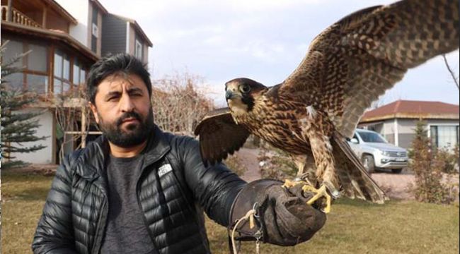 Bir otomobil parası harcadı