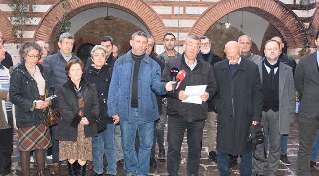 AĞAÇLARI KESEN BELEDİYE, YERİNE BİNA YAPIYOR