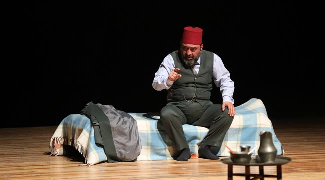 DEÜ milli şairi unutmadı