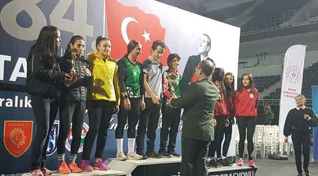 GAZİEMİR'İN ALTIN ATLETLERİ