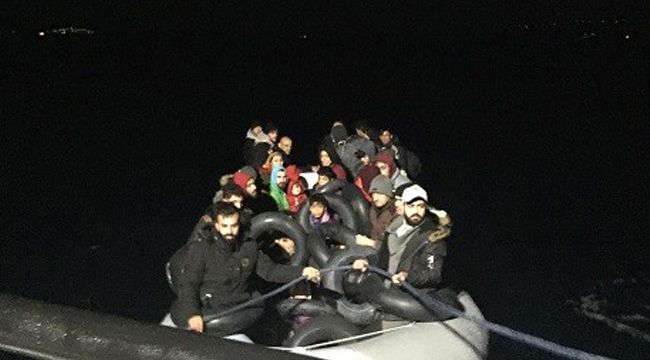 İZMİR'DE 48 KAÇAK GÖÇMEN YAKALANDI