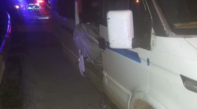 'Dur' ihtarına uymayan minibüsten göçmen çıktı