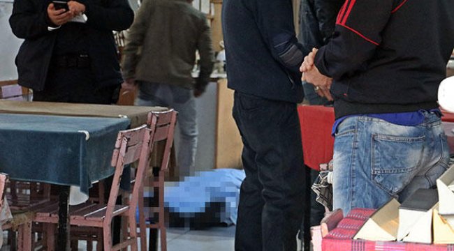 Kahvede çay içerken kalp krizinden öldü