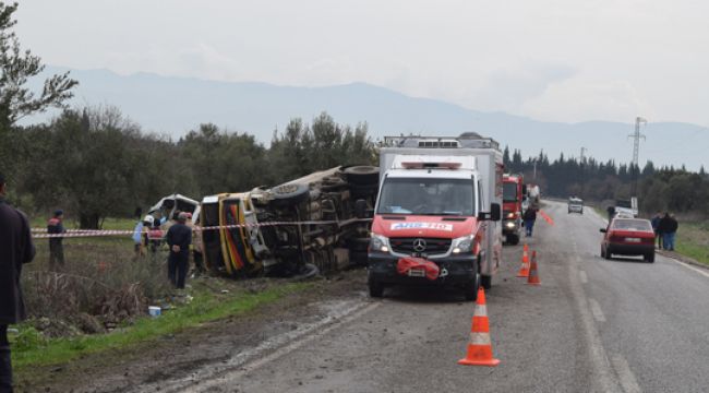 Kaza yapan aracı kurtarmak isterken hayatını kaybetti