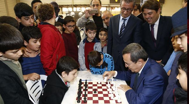 KONAK'TA SATRANÇ TURNUVASI HEYECANI BAŞLADI