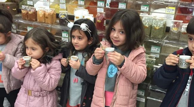 Minikler, Türk kahvesi kültürünü öğrendi