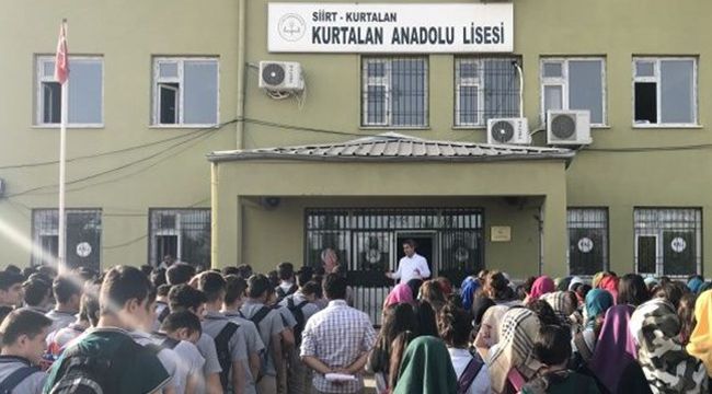 Öğrencilere etek boyu ölçümüne soruşturma