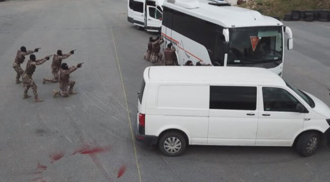 Özel harekatın nefes kesen tatbikatı havadan görüntülendi