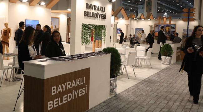 TURİZM FUARINDA BAYRAKLI İLGİSİ
