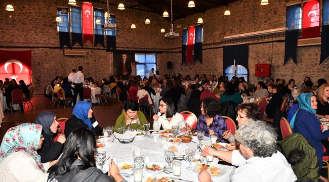 8 MART İÇİN DAYANIŞMA VURGUSU