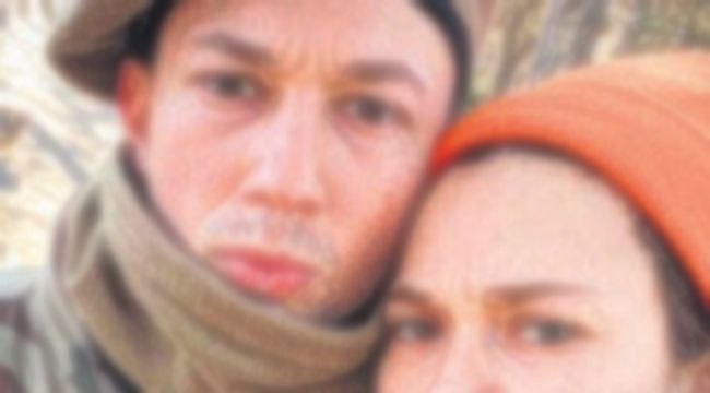 Asker kardeşini ziyaret eden ünlü kim?