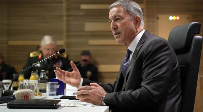 Bakan Akar'dan Yunanistan'a sert tepki