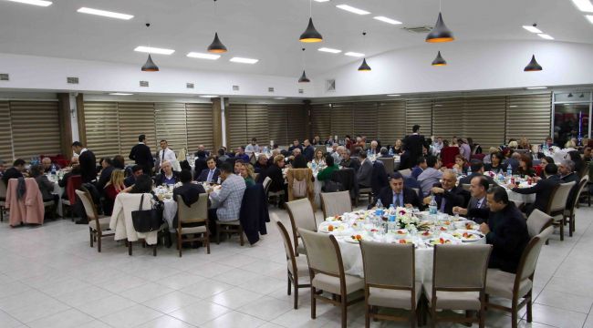 BAYRAKLI CHP'NİN DAYANIŞMA GECESİ