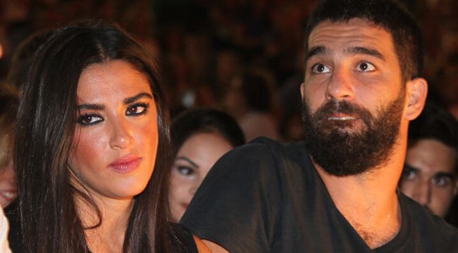 Bebeklerinin cinsiyeti belli oldu