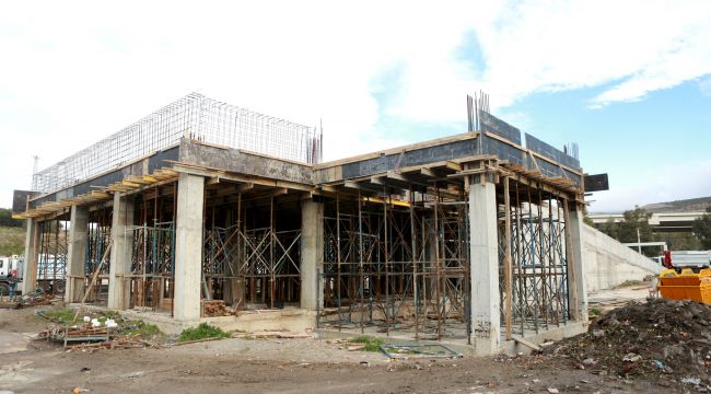 BORNOVA TEMİZLİK İŞLERİ YENİLENİYOR