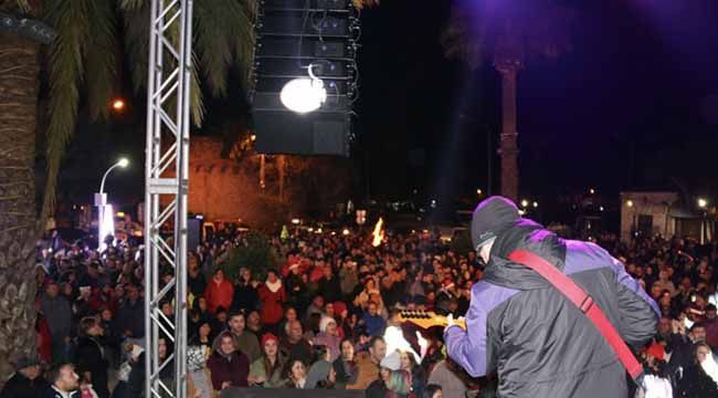 ÇEŞME 2020'YE BÖYLE 'MERHABA' DEDİ