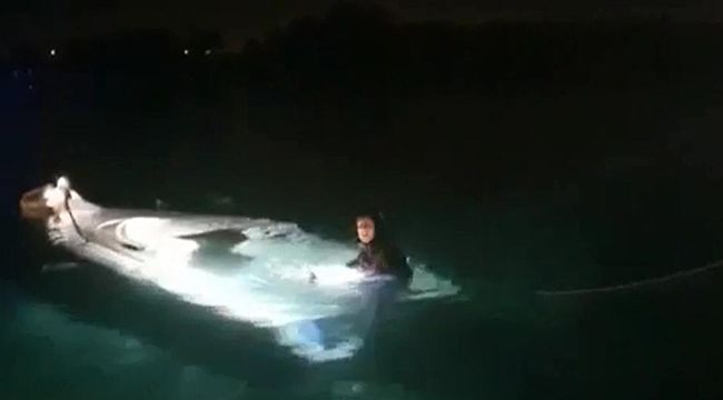 ÇEŞME'DE KAÇAKLARI TAŞIYAN TEKNE BATTI!