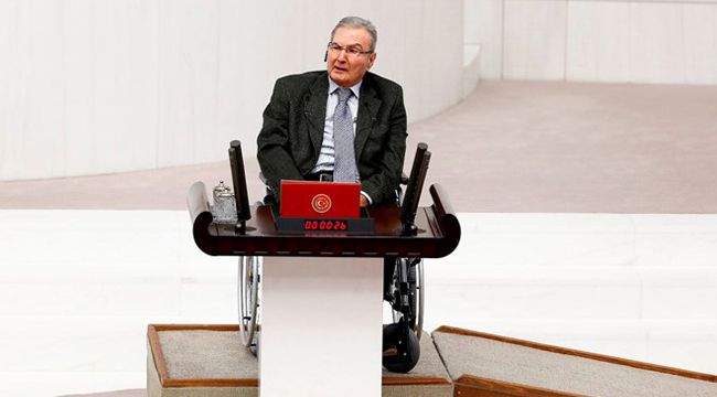 Deniz Baykal hastanede