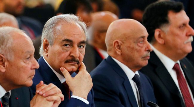 İmzayı atmadan ayrıldı
