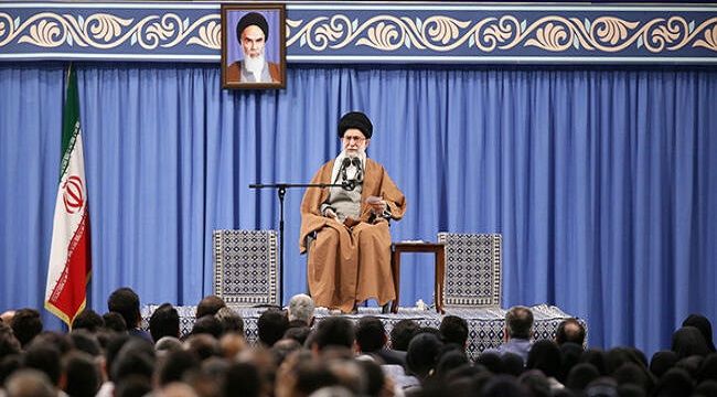 İran lideri Hamaney'den Trump'ın tehdidine yanıt