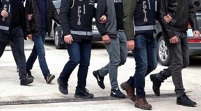 İZMİR'DE ÇİFTE TERÖR OPERASYONU