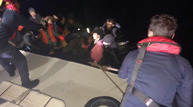 İZMİR'DE GÖÇMEN OPERASYONU