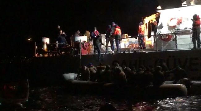 İZMİR'DE KAÇAK GÖÇMEN OPERASYONU