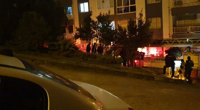 İZMİR'DE KORKUNÇ İNTİHAR