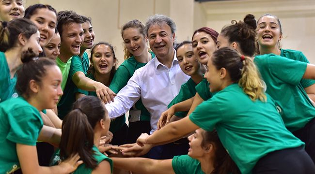 İZMİR ŞAMPİYONU OLDULAR