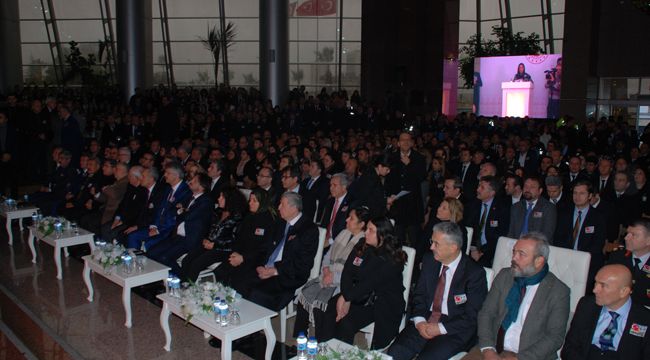 KAHRAMAN ŞEHİTLER GÖZYAŞLARI İLE ANILDI