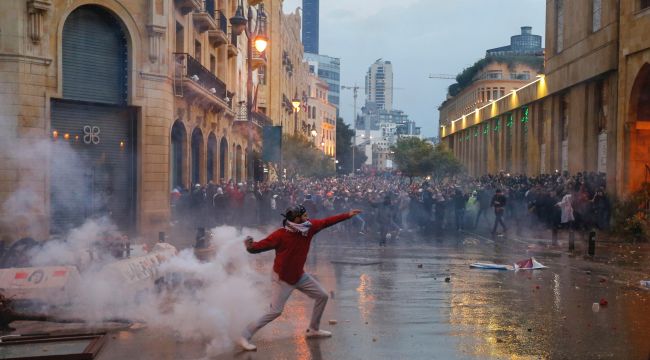Lübnan'daki protestolarda 220 yaralı