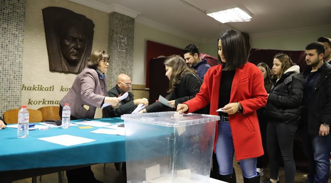 MENDERES BAŞKANINI SEÇTİ