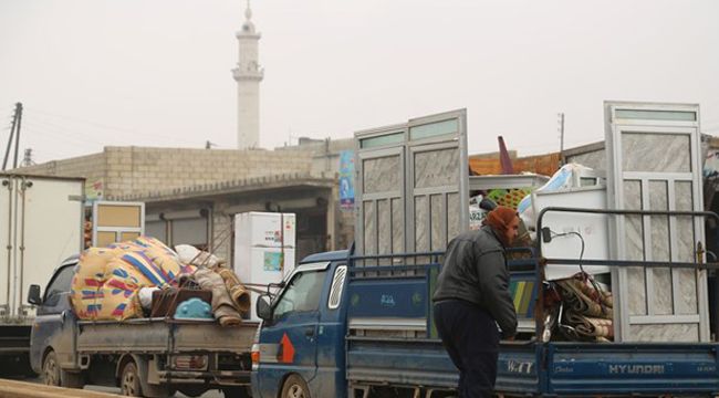 Türkiye sınırına 31 bin göç daha